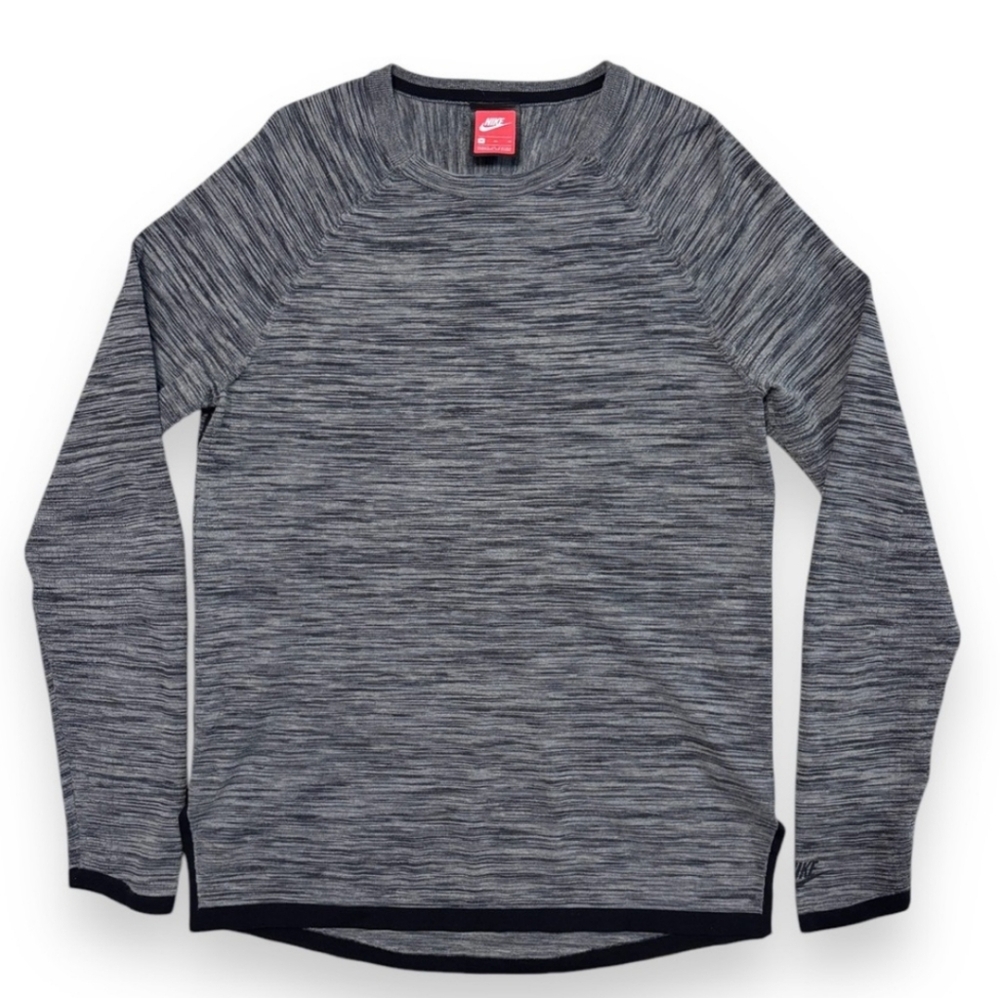 NIKE Tech Knit Crew Neck Shirt
